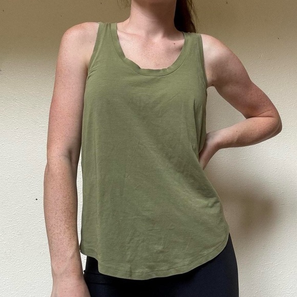 Lululemon love racer back Green Tank Top - Picture 7 of 8